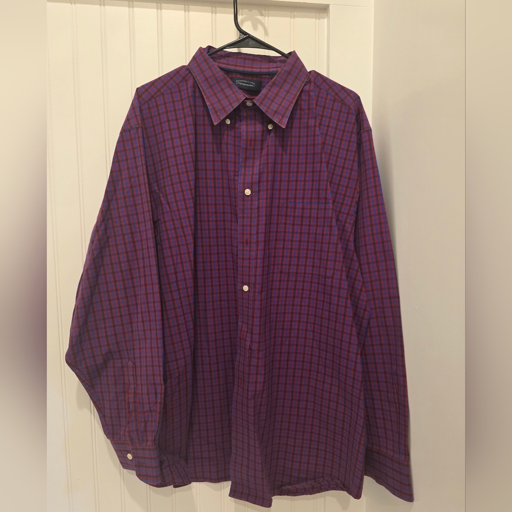 Roundtree & Yorke Purple Casual Button Down Shirt